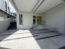 Lucky Hills (D16), Terrace #597517001